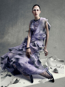 anna-cleveland-by-sc3b8lve-sundsbc3b8-for-vogue-italia-march-2016-15.thumb.jpg.983838e2cfad8670f3de1dcf3263503e.jpg