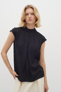 black-nixieiw-blouse.jpg