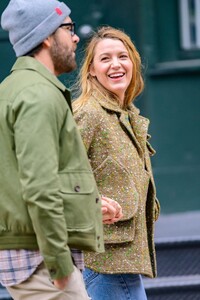 blake-lively-and-ryan-reynolds-out-in-new-york-city-11-10-2023-2.jpg