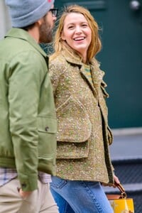 blake-lively-and-ryan-reynolds-out-in-new-york-city-11-10-2023-5.jpg