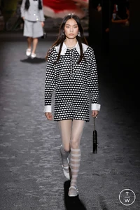 chanelss240043-e0f0f6aca890cdaebaac.thumb.webp.deab3a1fee56d6a9d4c8b7b58577b00d.webp