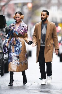 chrissy-teigen-and-john-legend-arrives-at-rockefeller-center-in-new-york-12-27-2023-4.jpg