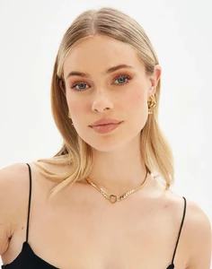 chunky-heart-choker-gold-front-je88431nl.webp