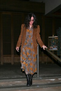 courteney-cox-out-for-dinner-with-a-friend-at-baltaire-restaurant-in-los-angeles-12-11-2023-2.jpg
