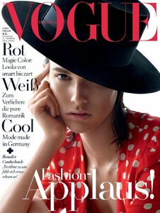 cover.thumb.jpg.41d0bb63ecba4955341cb8852afde85e.jpg