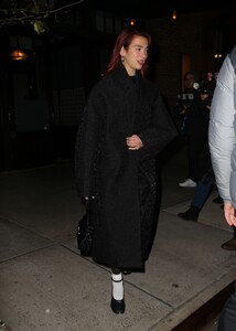 dua-lipa-leaving-a-hotel-in-new-york-11-29-2023-0.jpg