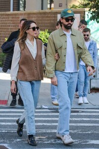 elizabeth-olsen-with-her-husband-in-new-york-10-25-2023-3.jpg