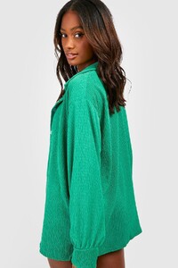 female-green-crinkle-oversized-collared-beach-shirt.thumb.jpg.e09773291e17836a1bc2cb66eb6fedca.jpg