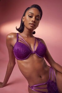 female-jewel purple-diamante-strapping-lace-super-push-up-bra (2).jpg