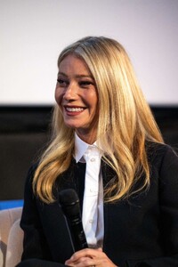 gwyneth-paltrow-at-in-conversation-session-at-ritz-carlton-hotel-in-jeddah-12-06-2023-0.jpg