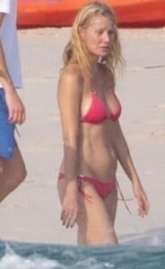gwyneth-paltrow-in-a-bikini-in-mexico-12-19-2023-2.jpg