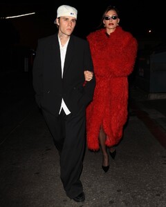 hailey-and-justin-bieber-out-for-dinner-at-funke-in-beverly-hills-12-12-2023-4.jpg
