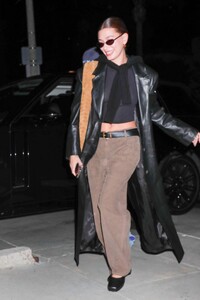 hailey-and-justin-biebr-arrives-at-saban-theater-in-los-angeles-12-13-2023-4.jpg