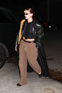 hailey-bieber-arrives-at-a-churchome-in-los-angeles-12-13-2023-2.jpg