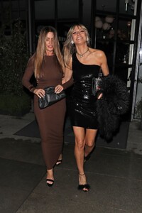 heidi-klum-and-sofia-vergara-leaves-madeo-restaurant-in-west-hollywood-12-19-2023-0.jpg