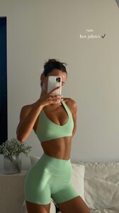 isabellemathersx_373843608_313696387979687_8919025177747951164_n.thumb.jpg.8dc1d1be421984477080a6c31fe913c6.jpg
