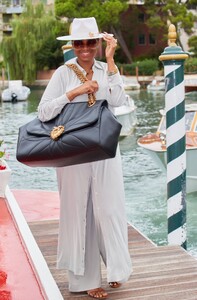 jennifer-hudson-arrives-at-hotel-excelsior-in-venice-08-28-2021-6.jpg