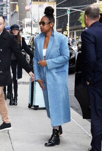 jennifer-hudson-arrives-at-late-show-with-stephen-colbert-in-new-york-10-31-2022-5.jpg