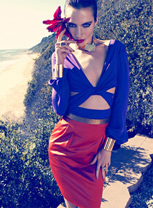 jessica-miller2.thumb.jpg.09d127fcc6e21d66f24c8e7879a7783d.jpg