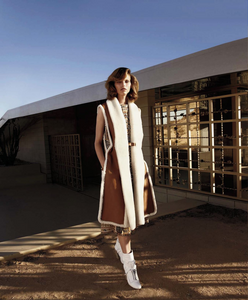 karlina-caune-by-camilla-akrans-for-harpers-bazaar-us-september-2014-9.thumb.png.14d03e77995903da2b47797cc4c031fe.png