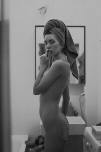 lila-niebo_klaudia-khan-61.thumb.jpg.8e596ad3100aee280ba5c7c2ac60ffec.jpg