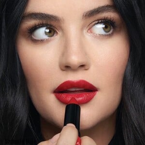 lucy_hale_france001~359.jpg