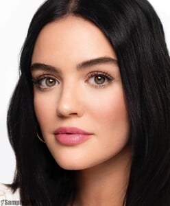 lucy_hale_france004~339.jpg