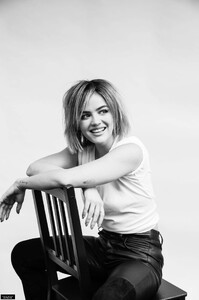 lucy_hale_france010~117.jpg