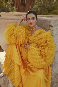 lucyhalefrance_net_0002~70.jpg