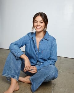 lucyhalefrance_net_0007~70.jpg