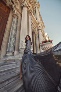 lucyhalefrance_net_0024~51.jpg