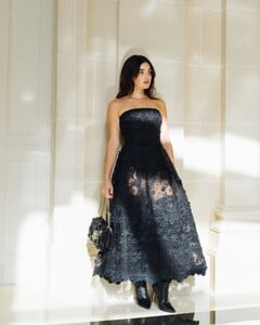 lucyhalefrance_net_004~95.jpg