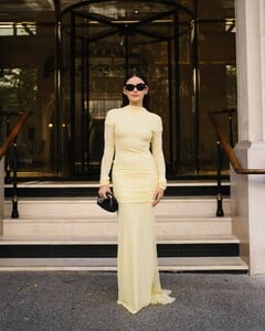 lucyhalefrance_net_009~80.jpg