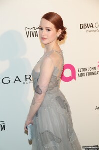 madelaine-petsch-academy-awards-fundation-party-2018-024.jpg