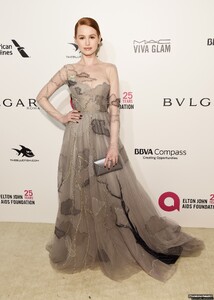 madelaine-petsch-academy-awards-fundation-party-2018-050.jpg