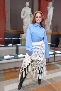 madelaine-petsch-at-valentino-womenswear-spring-summer-2024-show-at-paris-fashion-week-10-01-2023-0.jpg