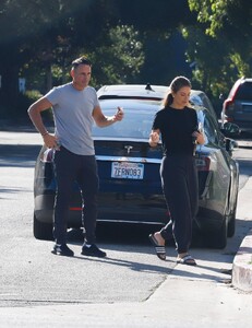 maria-menounos-and-kevin-undrgaro-out-for-coffee-on-thanksgiving-morning-in-los-angeles-11-23-2023-1.jpg