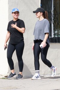 minka-kelly-out-with-a-friend-in-los-feliz-10-13-2023-8.jpg