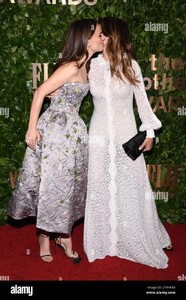 new-york-usa-27th-nov-2023-l-r-natalie-portman-and-penelope-cruz-attend-the-2023-gotham-awards-at-cipriani-wall-street-new-york-ny-november-27-2023-photo-by-anthony-beharsipa-usa-credit-sipa-usaalamy-live-news-2T9YA.jpg