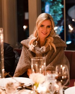 nicky-hilton-at-max-mara-dinner-at-aspenx-mountain-club-in-aspen-12-17-2023-0.jpg