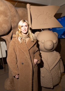 nicky-hilton-at-max-mara-dinner-at-aspenx-mountain-club-in-aspen-12-17-2023-4.jpg