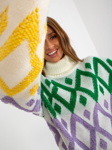 pol_pl_Ecru-sweter-oversize-z-golfem-w-kolorowe-wzory-391836_1.thumb.jpg.2d332d987d9e1e95f5ce3efb780c187a.jpg