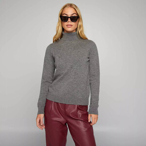 pull-en-laine-a-col-roule-gris-atu56_1_zc3.jpg