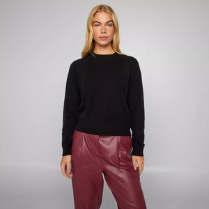 pull-en-laine-noir-atu57_2_zc3.jpg