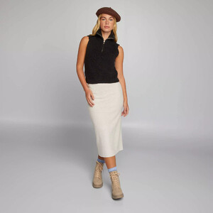 pull-en-maille-sans-manche-noir-azz89_3_zc1.jpg