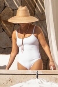reese-witherspoon-in-a-white-swimsuit-in-cabo-san-lucas-12-26-2023-6.jpg