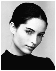 renee-murden-bw1-s01-002-copy-994.thumb.jpg.d261c57e1bd0f7161908a654e5c80b18.jpg