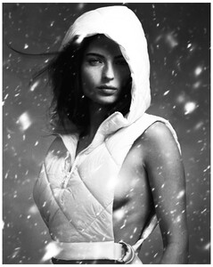 renee-murden-bw1-s01-009-copy1-758.thumb.jpg.8348075a82ac425de6cd639782251d8f.jpg
