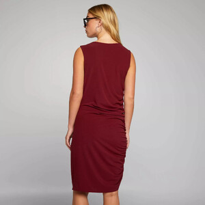 robe-drapee-sans-manches-rouge-bms01_2_zc4.jpg