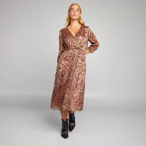 robe-midi-en-maille-plissee-marron-dore-bfj72_1_zc2.jpg